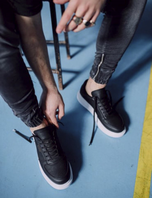 Ανδρικά ασπρόμαυρα Sneakers δερματίνη ανάγλυφο σχέδιο 0422020