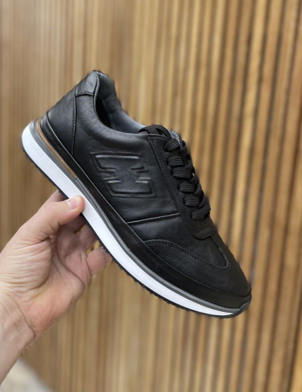 Ανδρικά μαύρα δερμάτινα casual Sneakers με ανάγλυφο σχέδιο HG175543