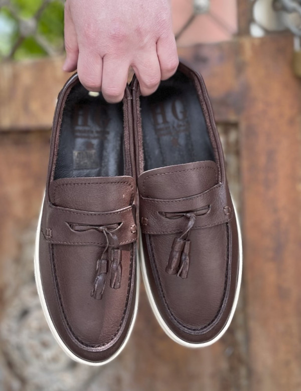 Huxley and Grace ανδρικά καφέ δερμάτινα loafers με tassels HG174194K