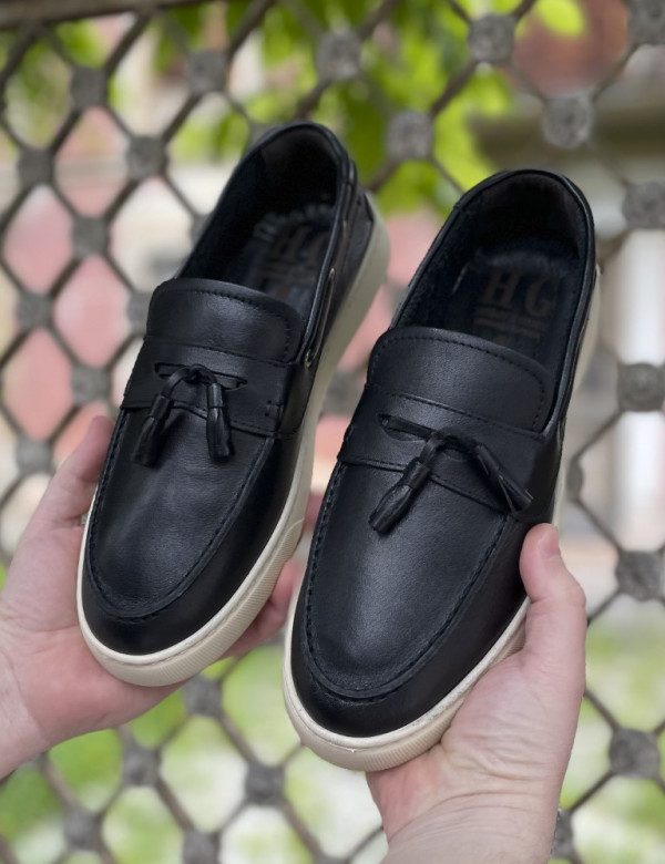 Huxley and Grace ανδρικά μαύρα δερμάτινα loafers με tassels HG174194